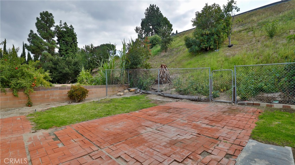 304 Navajo Springs Road Diamond Bar, CA 91765 - Photo 27 of 39 a view of a backyard
