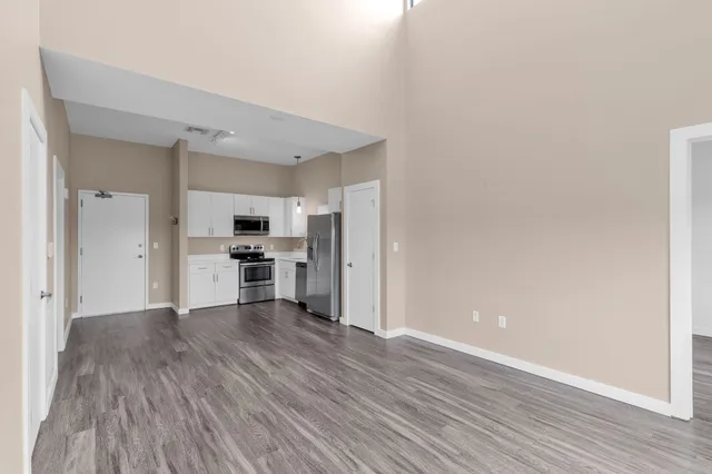 $2,295 | 1900 12th Avenue South, Unit 508, Nashville, TN 37203