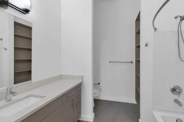 $2,295 | 1900 12th Avenue South, Unit 508, Nashville, TN 37203