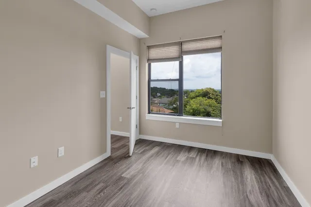 $2,295 | 1900 12th Avenue South, Unit 508, Nashville, TN 37203