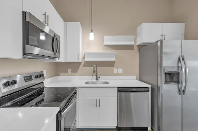 $2,295 | 1900 12th Avenue South, Unit 508, Nashville, TN 37203