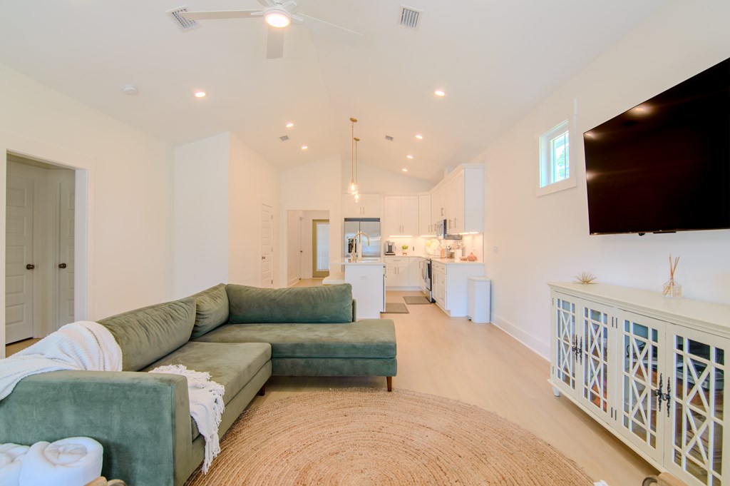 217 Ridgecrest Parkway Eastpoint, FL 32328 - Photo 6 of 26 Gallery Image 6