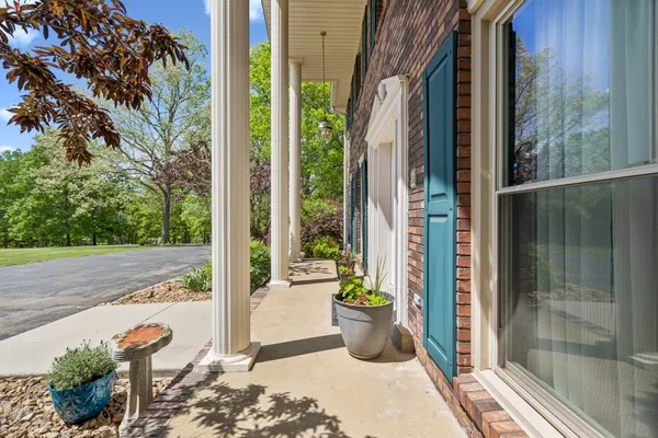 $749,500 | 203 Dogwood Circle, Waverly, TN 37185