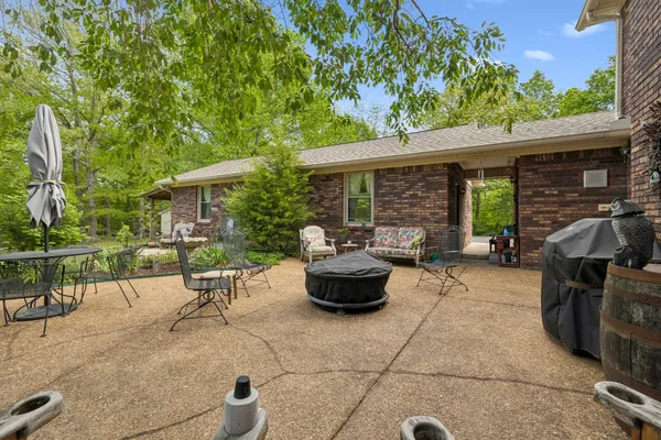 $749,500 | 203 Dogwood Circle, Waverly, TN 37185