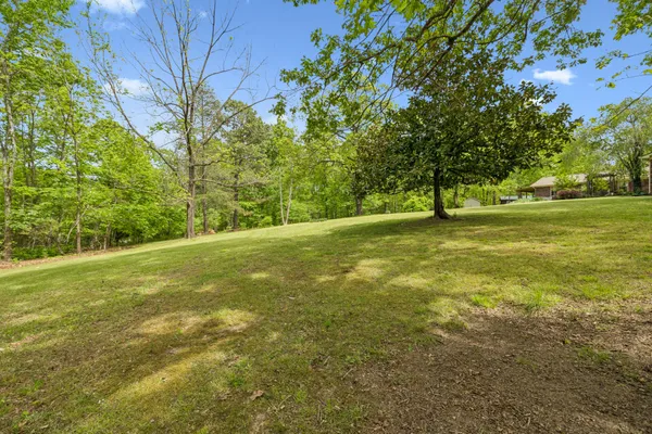 $749,500 | 203 Dogwood Circle, Waverly, TN 37185