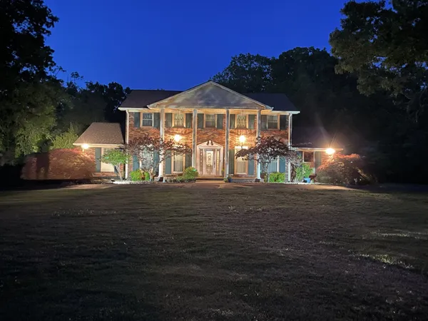 $749,500 | 203 Dogwood Circle, Waverly, TN 37185