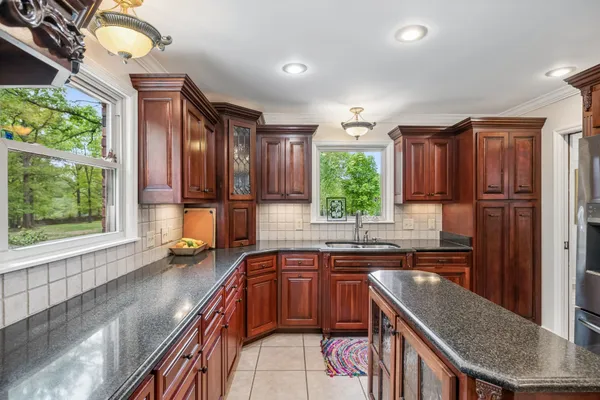 $749,500 | 203 Dogwood Circle, Waverly, TN 37185