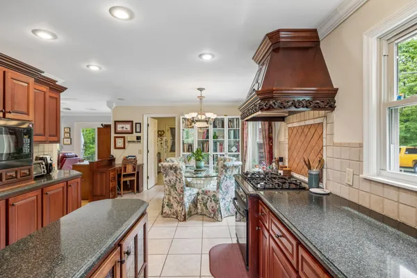 $749,500 | 203 Dogwood Circle, Waverly, TN 37185
