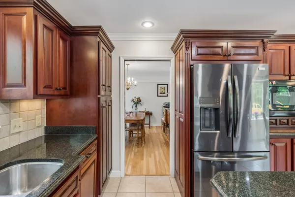 $749,500 | 203 Dogwood Circle, Waverly, TN 37185