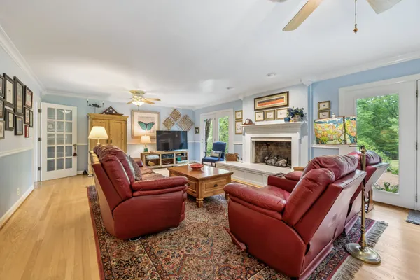 $749,500 | 203 Dogwood Circle, Waverly, TN 37185