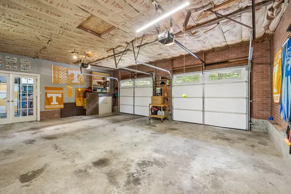 $749,500 | 203 Dogwood Circle, Waverly, TN 37185