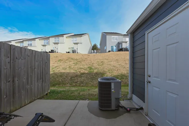 a view of outdoor space