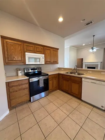 $2,250 | 2229 Old Foundry Road, Weatherford, TX 76087