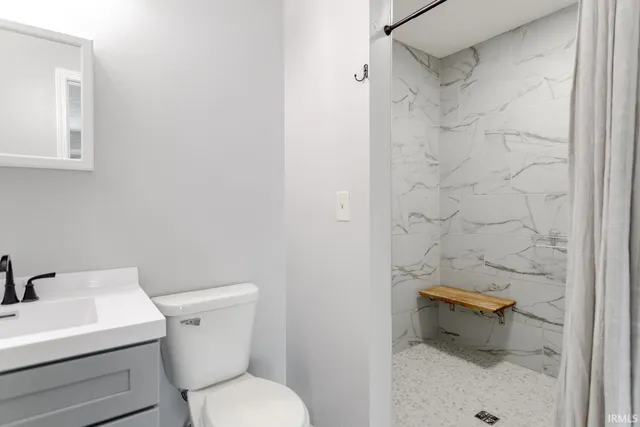 $209,900 | 208 West Navajo Street, West Lafayette, IN 47906