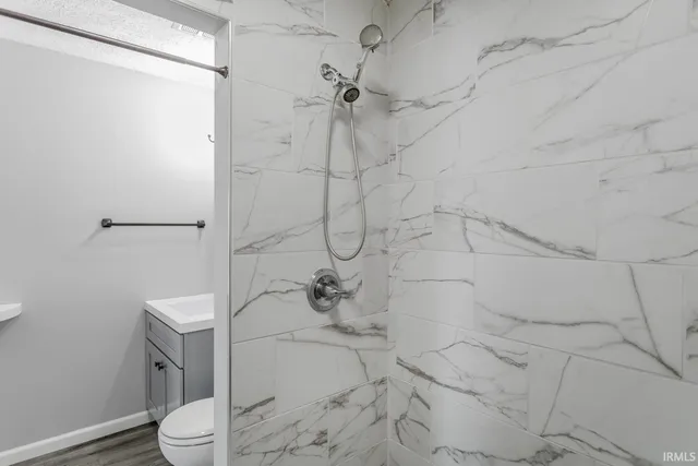 $209,900 | 208 West Navajo Street, West Lafayette, IN 47906