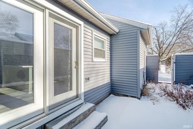 $209,900 | 208 West Navajo Street, West Lafayette, IN 47906