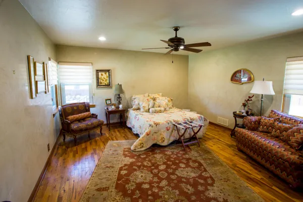 $559,000 | 615 South 6th Street, Canadian, TX 79014