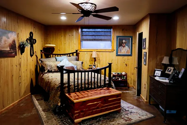 $559,000 | 615 South 6th Street, Canadian, TX 79014