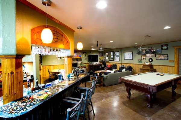 $559,000 | 615 South 6th Street, Canadian, TX 79014