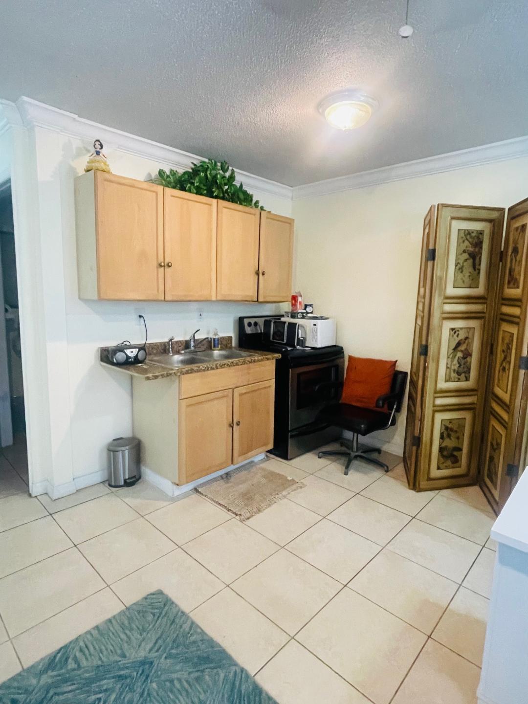 1305 West Midway Road Fort Pierce, FL 34982 - Photo 8 of 11 8