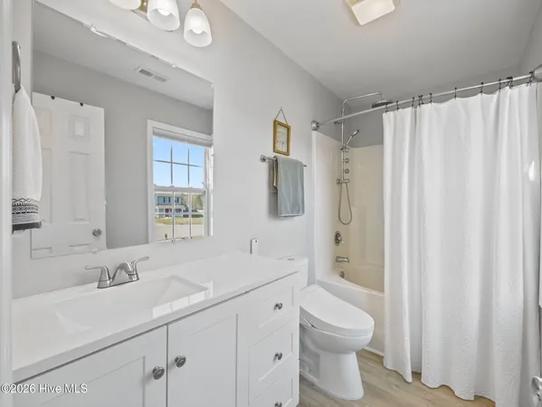 $308,000 | 117 Blossom Court, Maple Hill, NC 28454