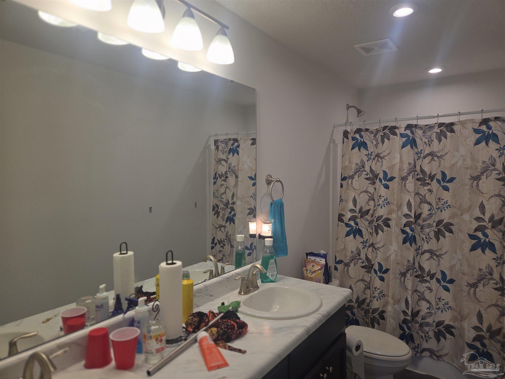 6655 Boatswain Road Pensacola, FL 32526 - Photo 43 of 49 Double Vanity