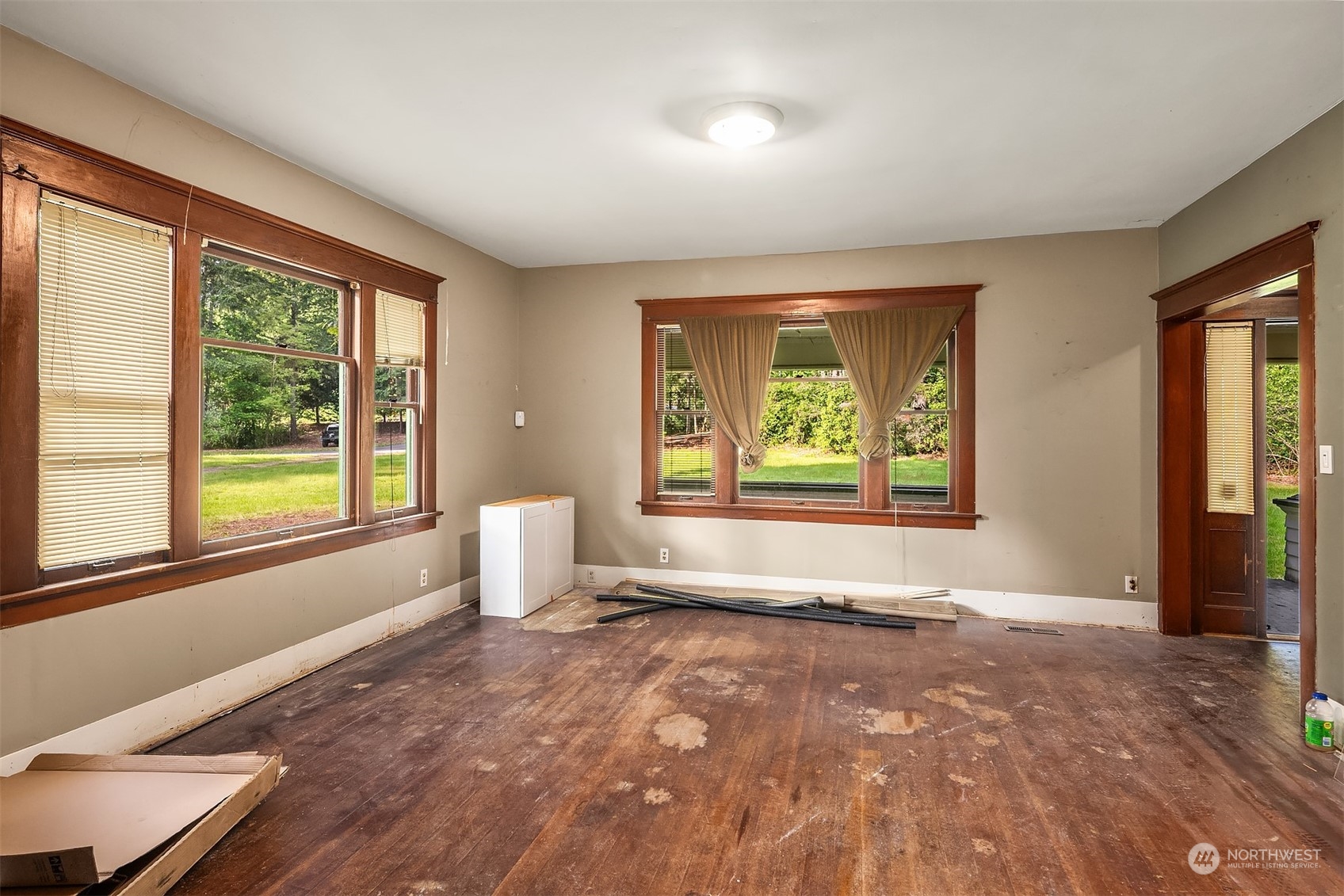 22333 Redmond-Fall City Road Northeast Redmond, WA 98053 - Photo 29 of 36 Gallery Image 29