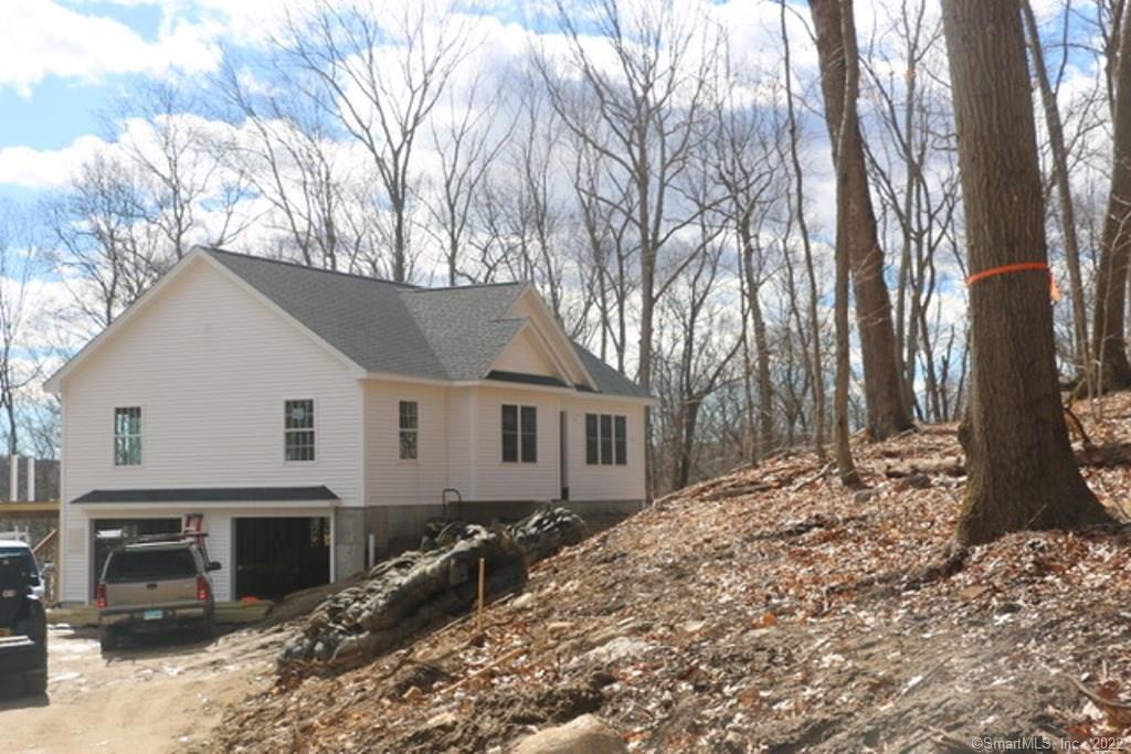 433 Kitemaug Road Montville, CT 06382 - Photo 1 of 1 Gallery Image 1