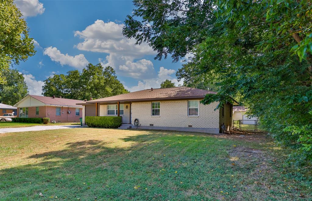 1634 Old Denton Road Gainesville, TX 76240 - Photo 1 of 40 Gallery Image 1