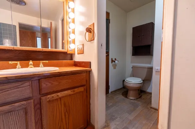 $849,900 | 44400 Shafer Road, Lake Hughes, CA 93532