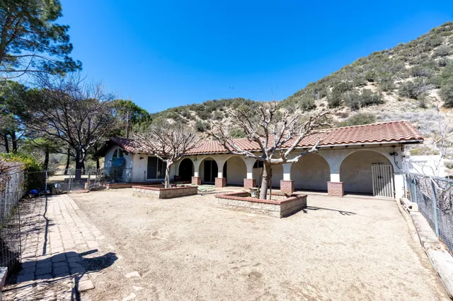 $849,900 | 44400 Shafer Road, Lake Hughes, CA 93532