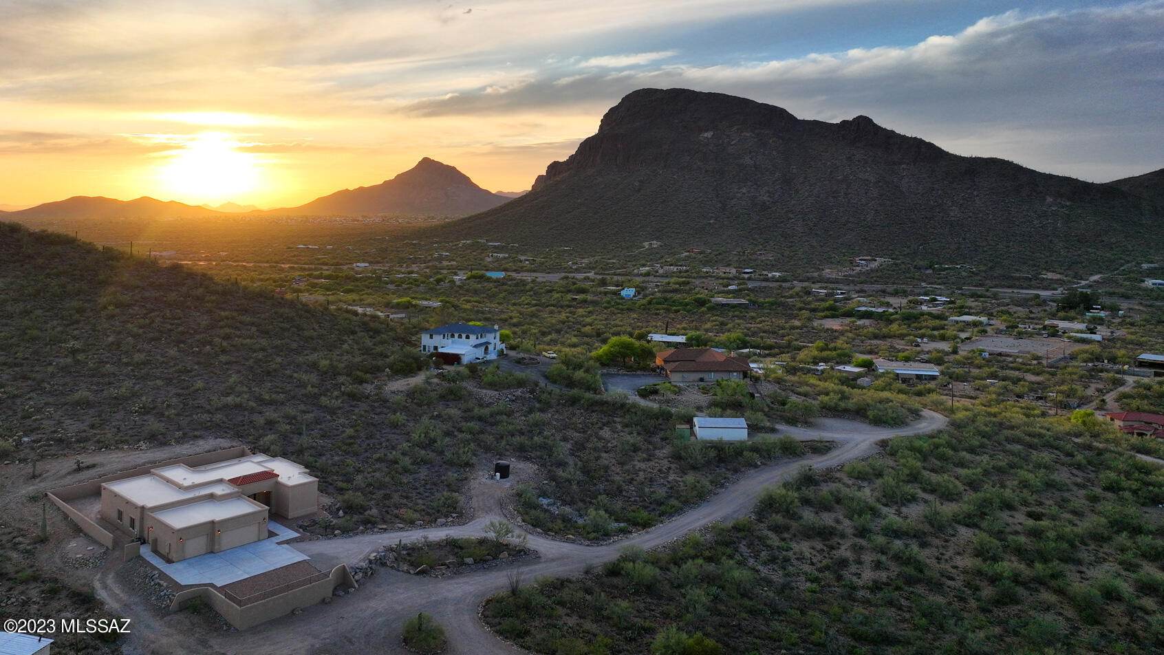3939 West Coyote Ridge Trail Tucson, AZ 85746 - Photo 1 of 41 Gallery Image 1