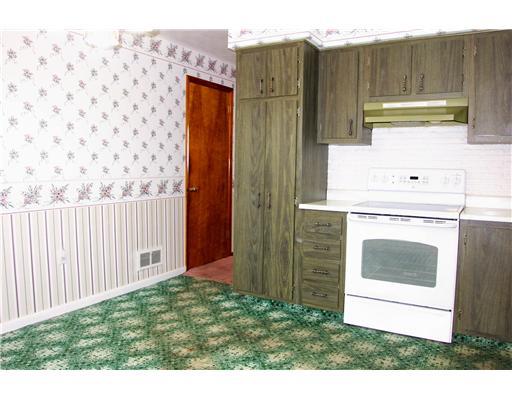 2456 Haymaker Road Monroeville, PA 15146 - Photo 4 of 18 Kitchen.