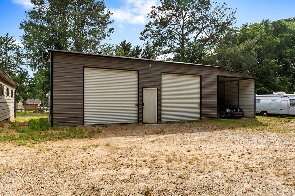 1014 Chinquapin Road Greenwood, SC 29646 - Photo 29 of 37 Shop