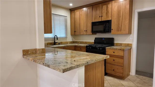 $1,200,000 | 11320 Osborne Street, Sylmar, CA 91342