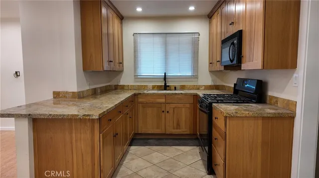 $1,200,000 | 11320 Osborne Street, Sylmar, CA 91342