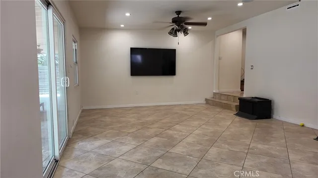 $1,200,000 | 11320 Osborne Street, Sylmar, CA 91342