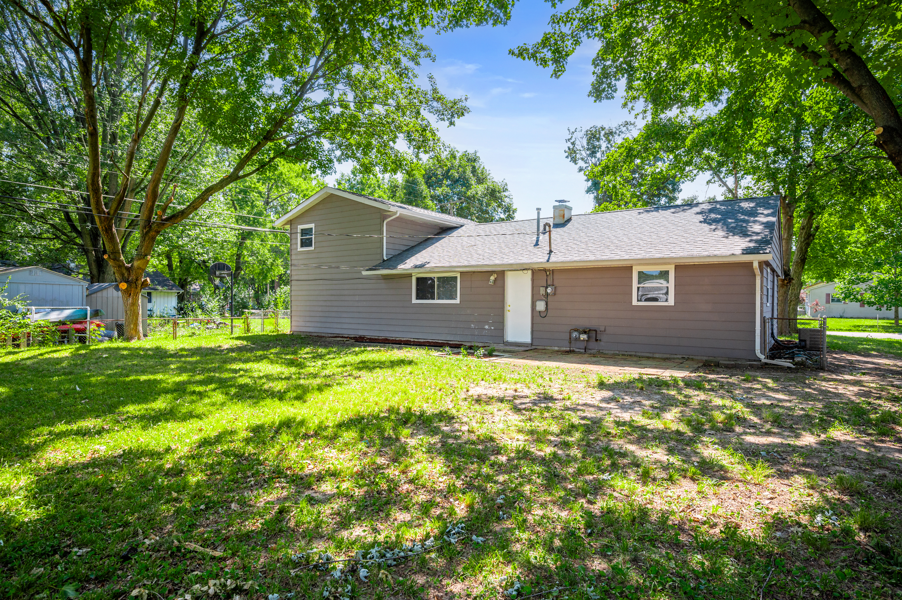 1037 Ridgetop Drive Greenwood, IN 46142 - Photo 20 of 21 Gallery Image 20