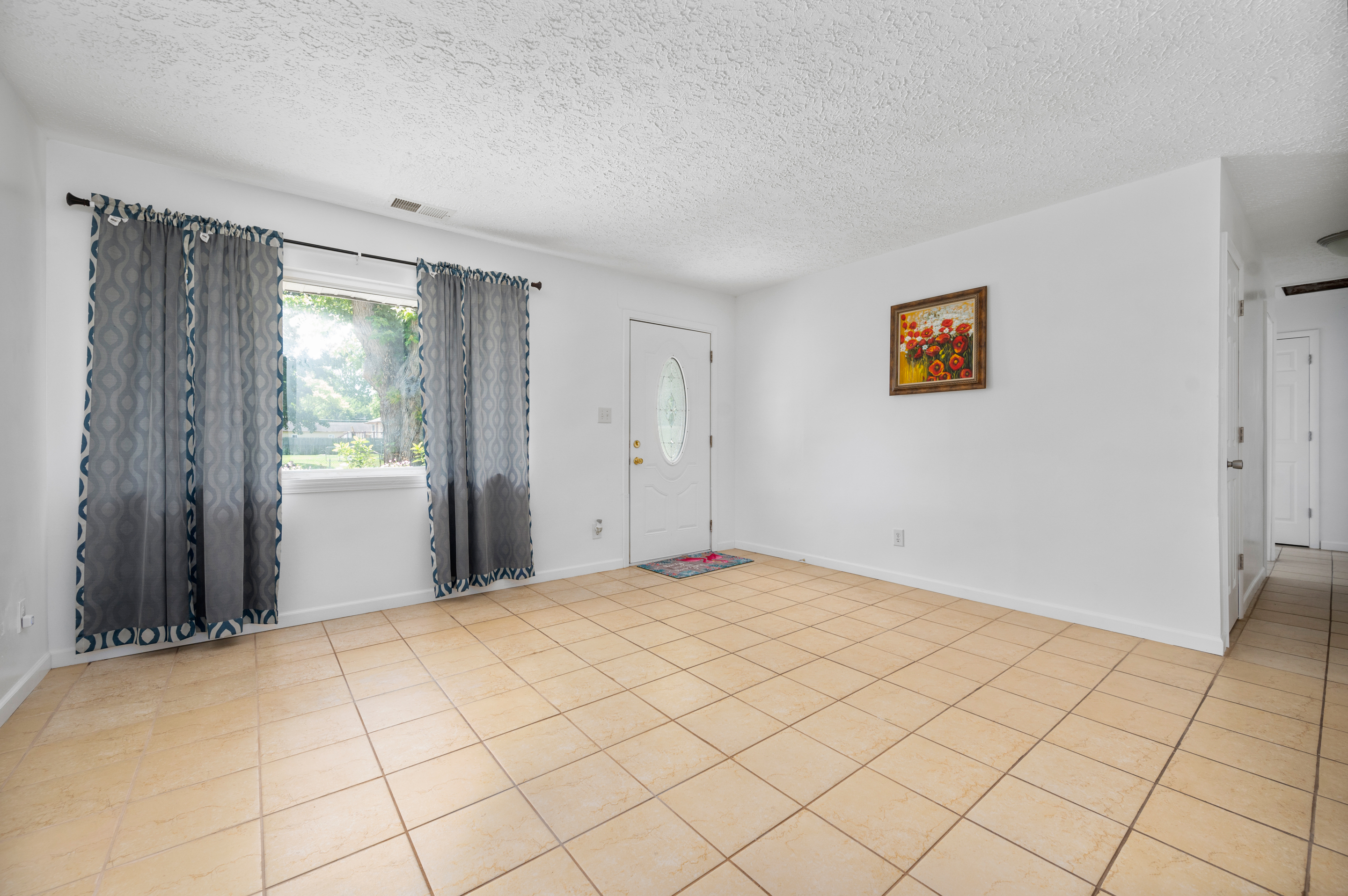 1037 Ridgetop Drive Greenwood, IN 46142 - Photo 4 of 21 Gallery Image 4