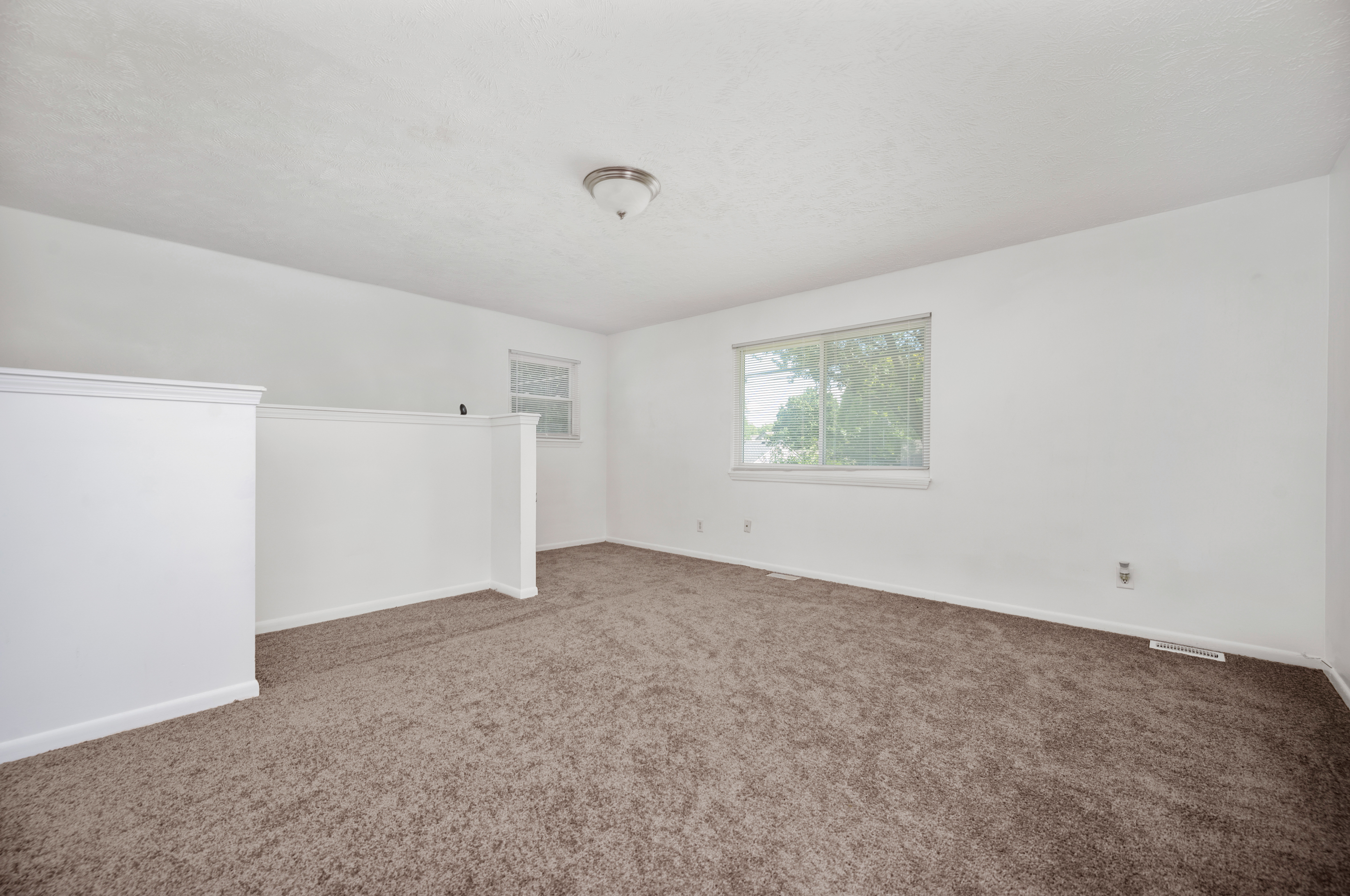 1037 Ridgetop Drive Greenwood, IN 46142 - Photo 8 of 21 Gallery Image 8