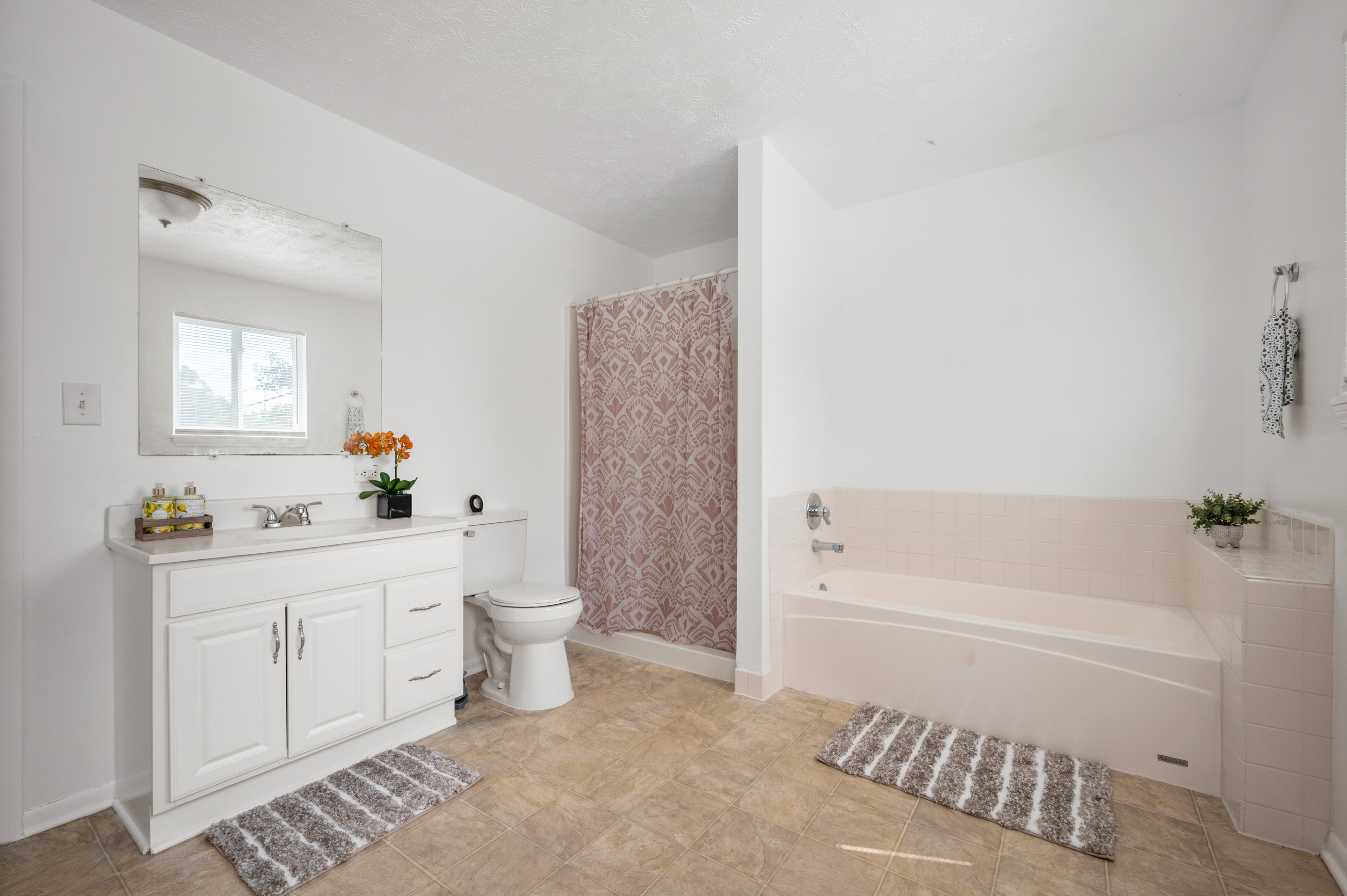 1037 Ridgetop Drive Greenwood, IN 46142 - Photo 10 of 21 Gallery Image 10