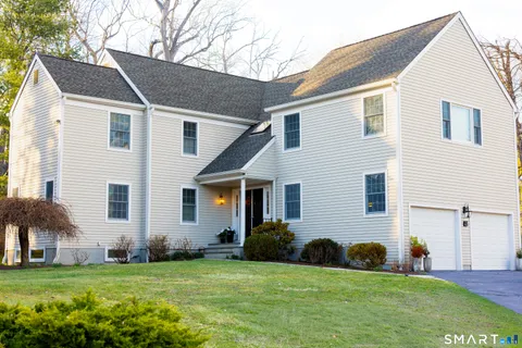 $1,350,000 | 42 Hastings Lane, Stamford, CT 06905