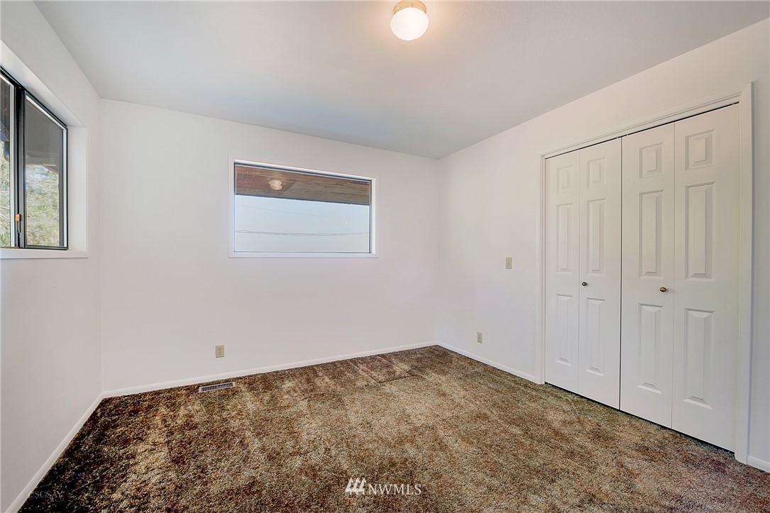 7495 Beebe Road Lynden, WA 98264 - Photo 11 of 25