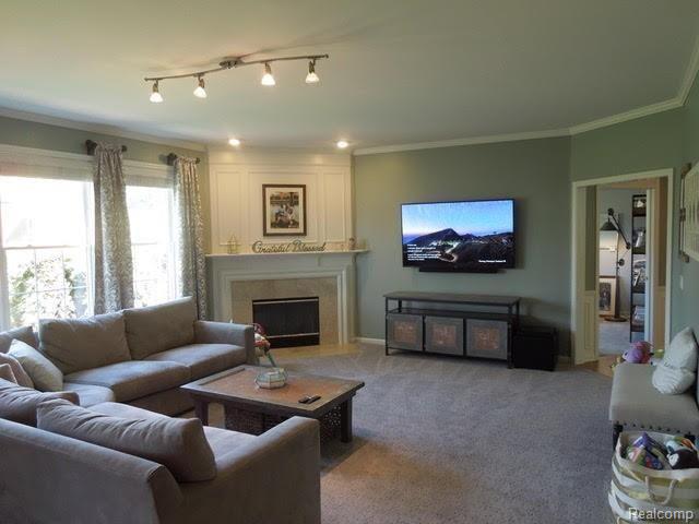 841 Enchantment Drive Rochester, MI 48307 - Photo 6 of 19 unnamed (8).jpg