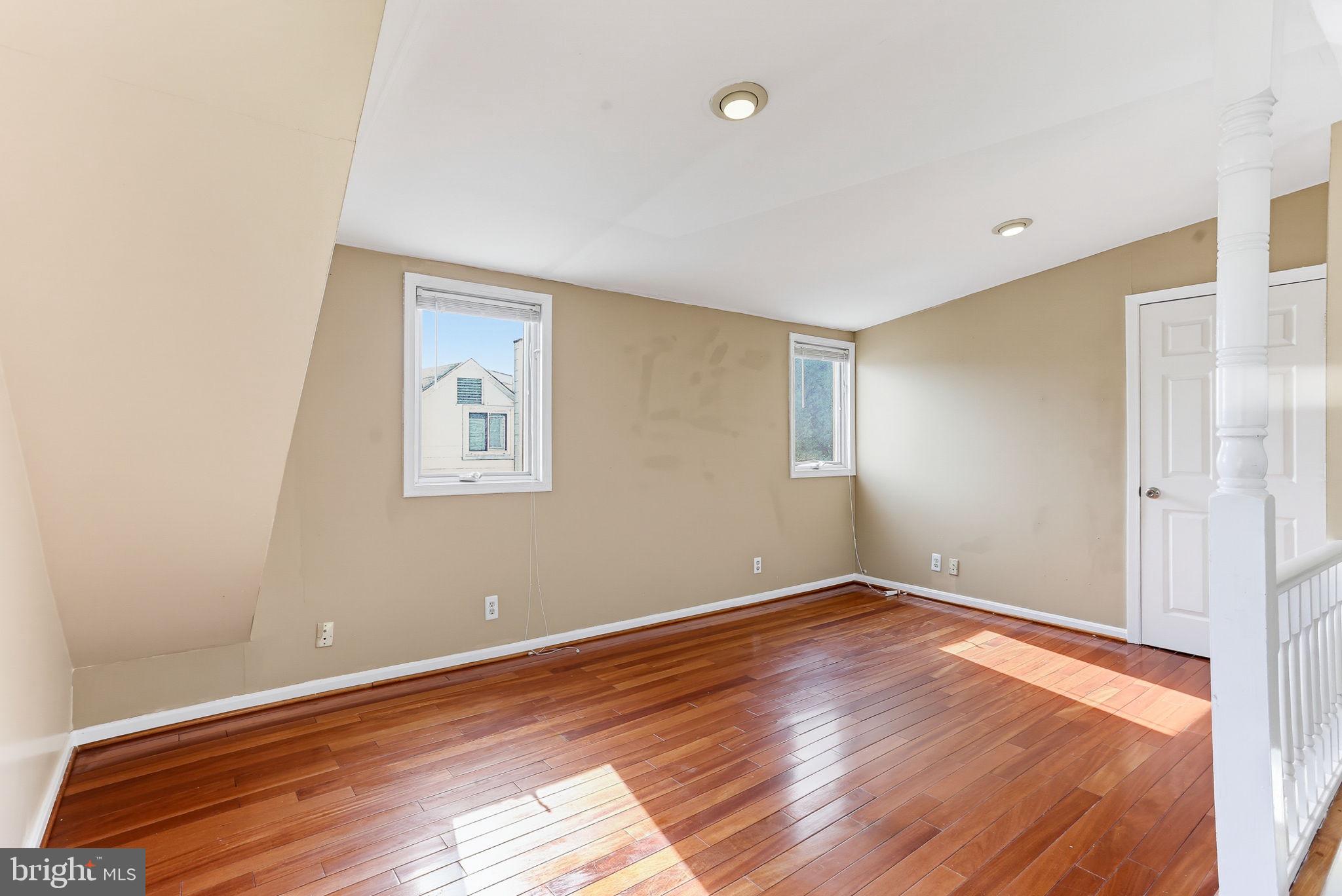 8211 Longpoint Road Dundalk, MD 21222 - Photo 20 of 34 Gallery Image 20