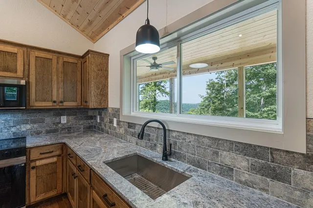 $650,000 | 98 Reserve Estate, Murphy, NC 28906