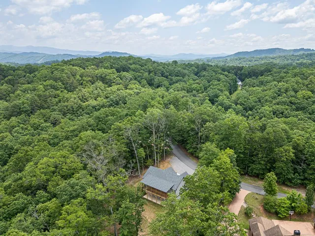 $650,000 | 98 Reserve Estate, Murphy, NC 28906