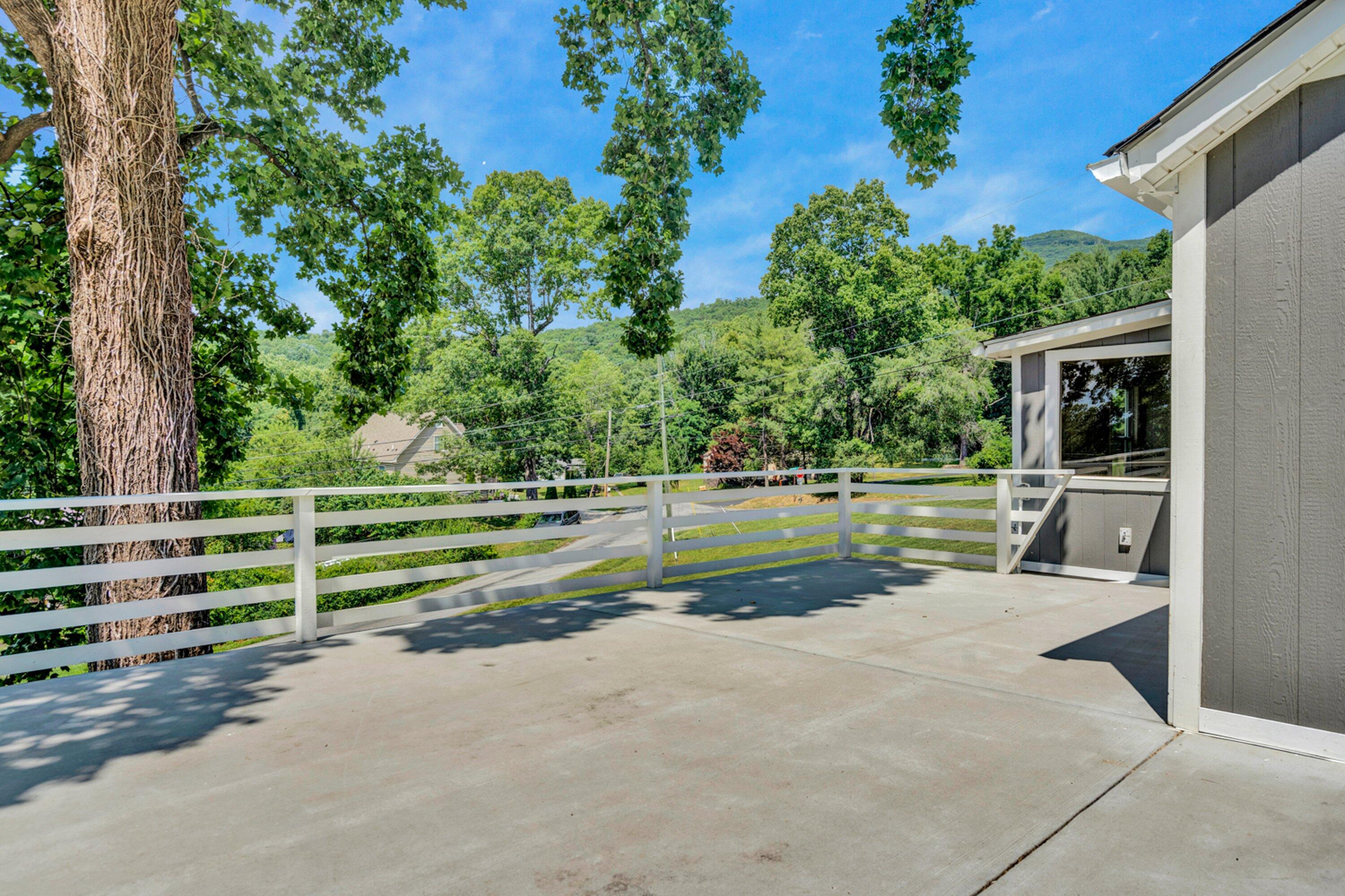 915 Martin McNeil Road Salem, VA 24153 - Photo 17 of 23 IMG_4866