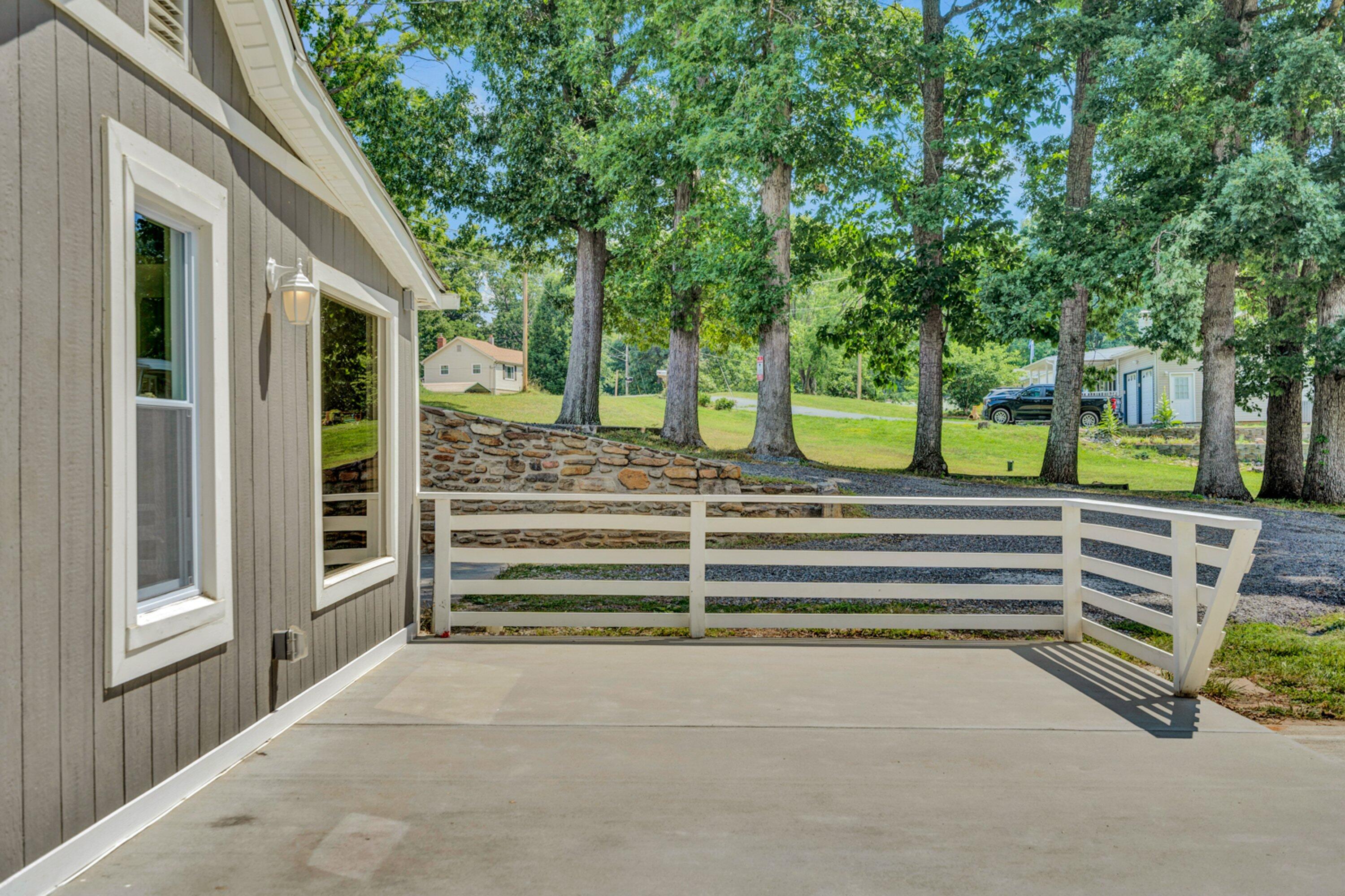 915 Martin McNeil Road Salem, VA 24153 - Photo 18 of 23 IMG_4867