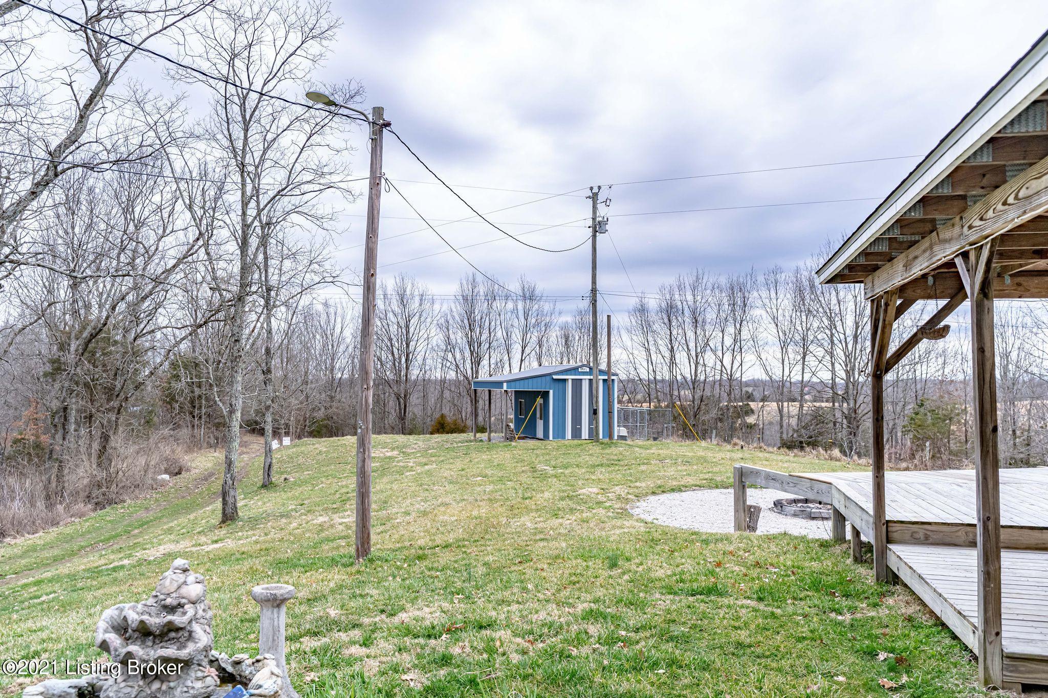 2000 Leathers Road Lawrenceburg, KY 40342 - Photo 40 of 41 Yard